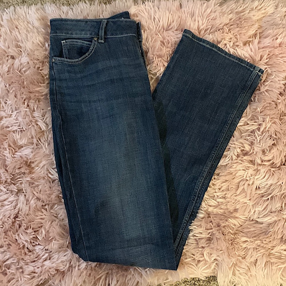 Bootcut Wrangler Jeans!